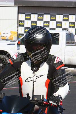 media/Apr-10-2022-SoCal Trackdays (Sun) [[f104b12566]]/Around the Pits/